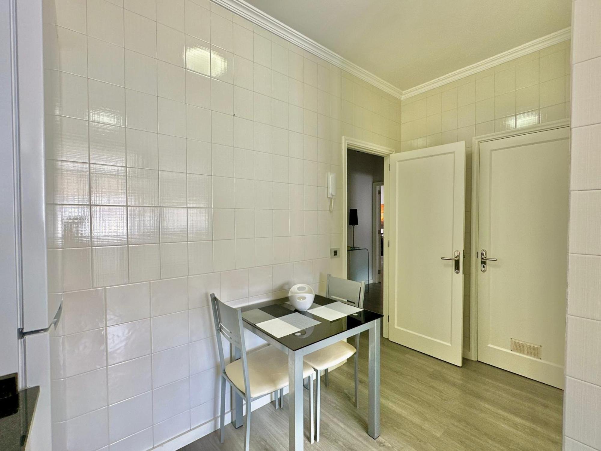 Hostiguest Coliving Leon Y Castillo Лас-Пальмас-де-Гран-Канария Экстерьер фото