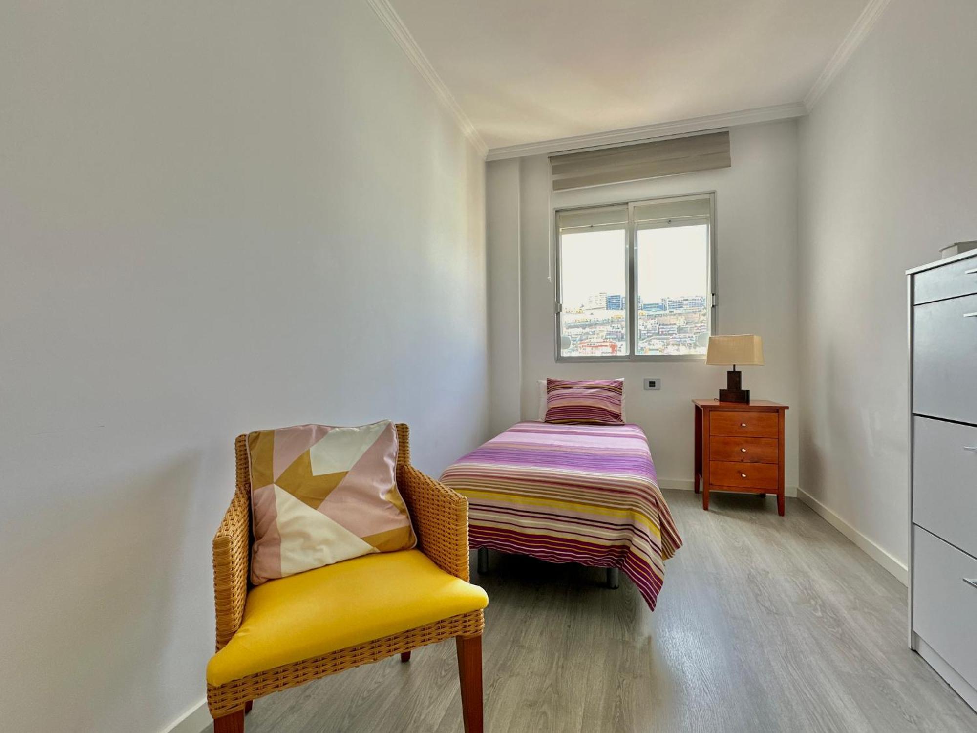 Hostiguest Coliving Leon Y Castillo Лас-Пальмас-де-Гран-Канария Экстерьер фото