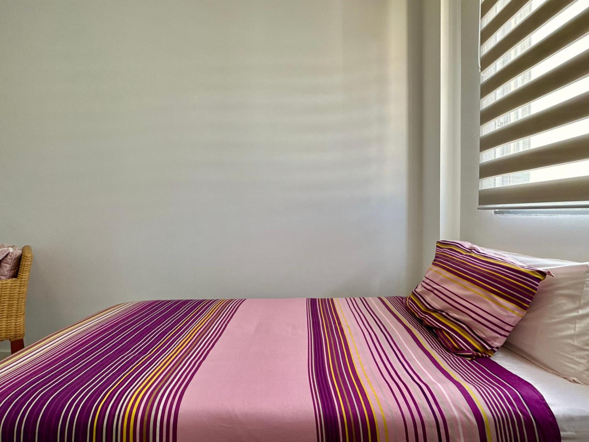 Hostiguest Coliving Leon Y Castillo Лас-Пальмас-де-Гран-Канария Экстерьер фото