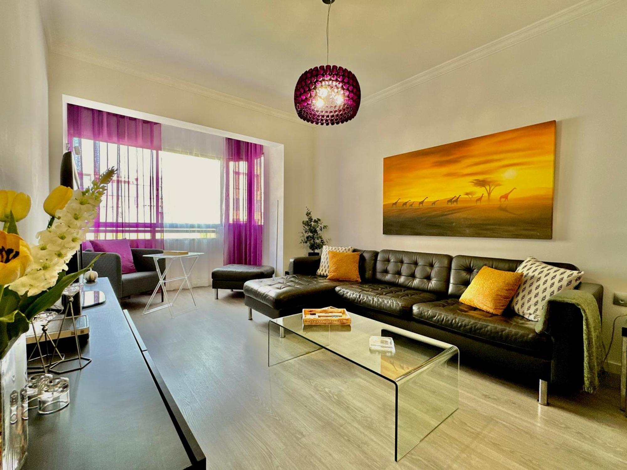 Hostiguest Coliving Leon Y Castillo Лас-Пальмас-де-Гран-Канария Экстерьер фото